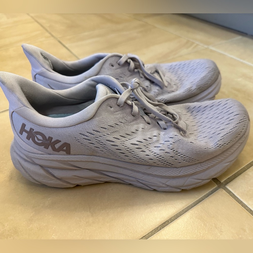 Hoka Clifton lilac marble